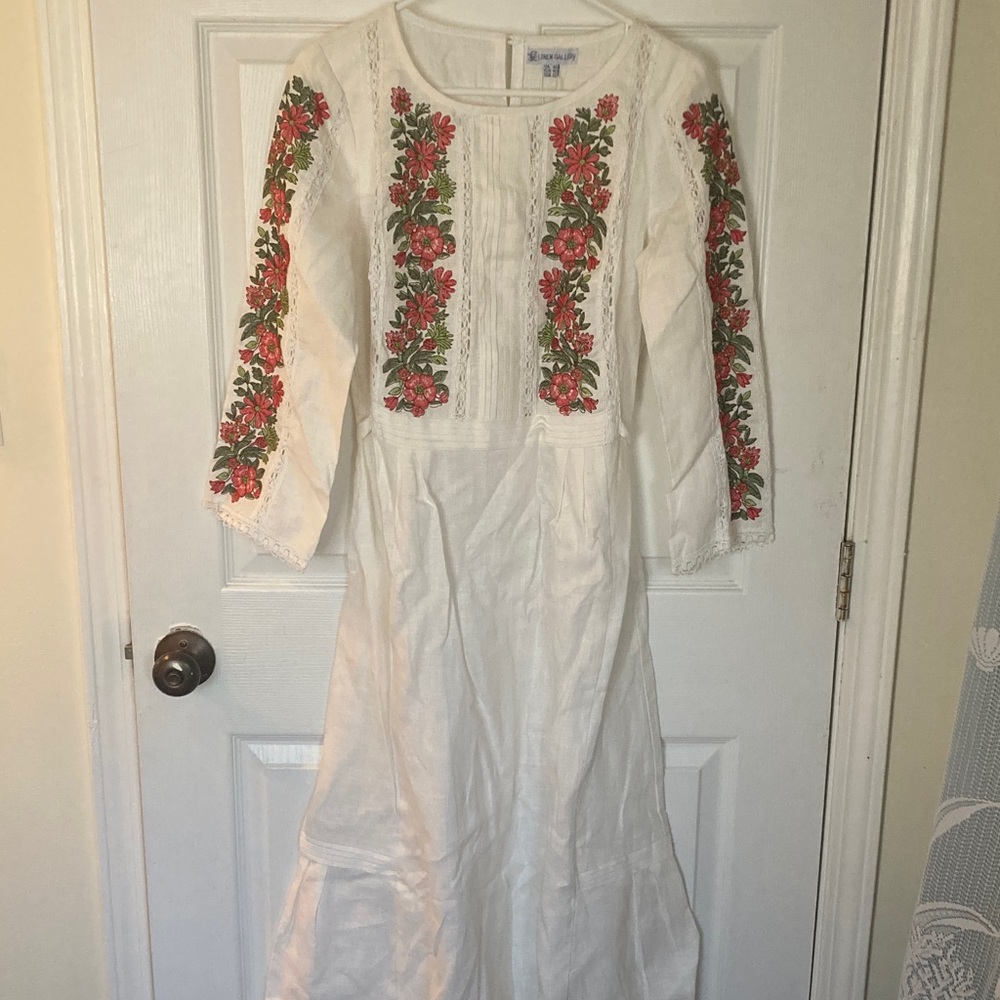 Linen Gallery Traditional White Dress with Red Floral Embroidery